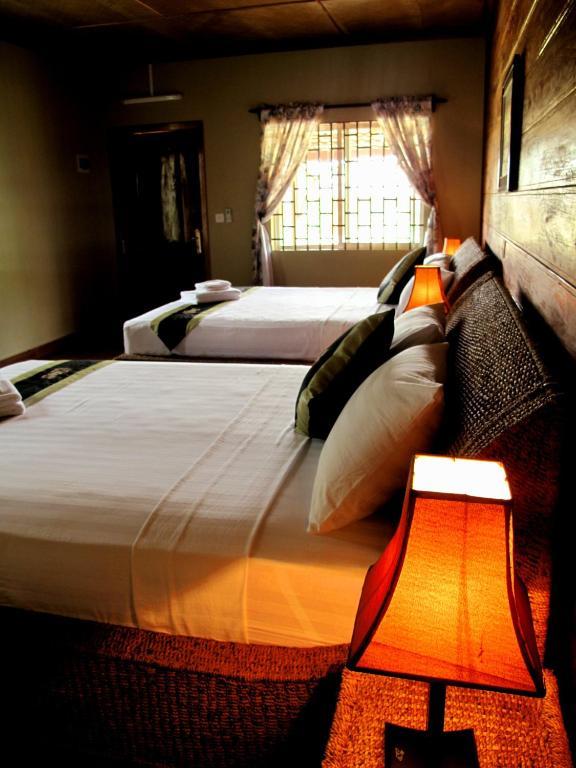 Atmaland Resort Kep Habitación foto
